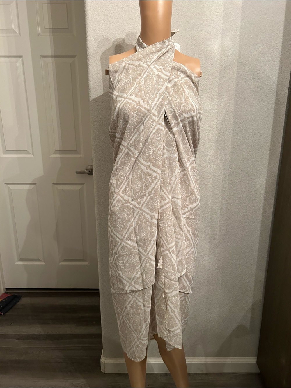 Light Beige Patterned Halter Midi Pareo